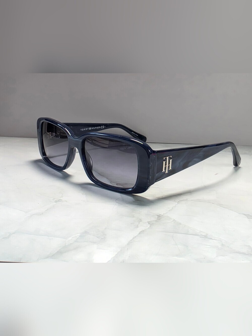 Tommy Hilfiger TH 1966/S Blue Rectangle Sunglasses w/ Case